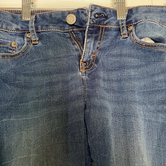 Aeropostale Women’s Ankle Jegging Jeans - Picture 3 of 4